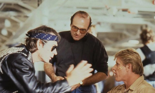 Как снимали фильм "В осаде": 22 интересных факта о фильме, о которых многие не знают