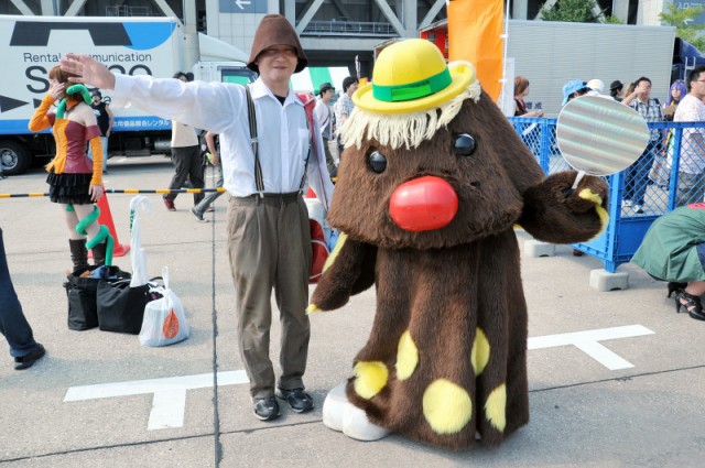 Девчонки с 80 Comiket'a ! (ну и немного парней)
