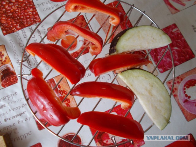 Вкусное обаяние Кулинарии, Повара ЯПа поздравляют милых дам!
