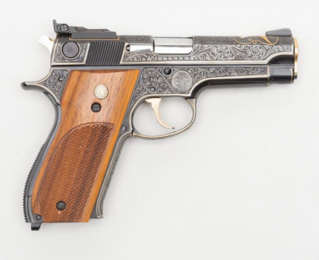 Пистолеты-револьверы 2. Красивых фото пост.