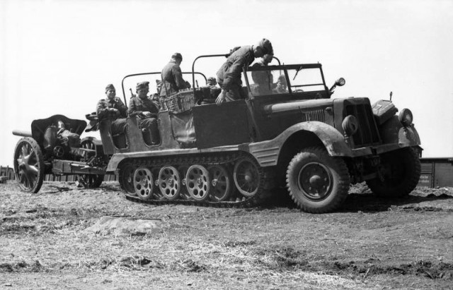 Основной бронетранспортёр Вермахта. Sd.Kfz. 251 «Ганомаг»