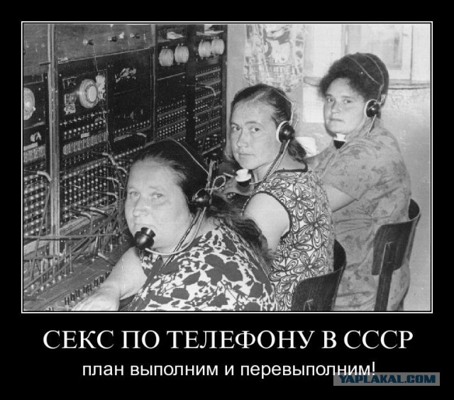 Тут сейчас глобально "процветает" удаленка... а кто как "домашнее рабочее" место обустроил?