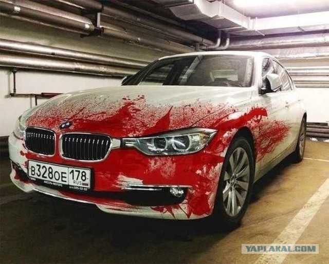 Креативный рисунок на BMW