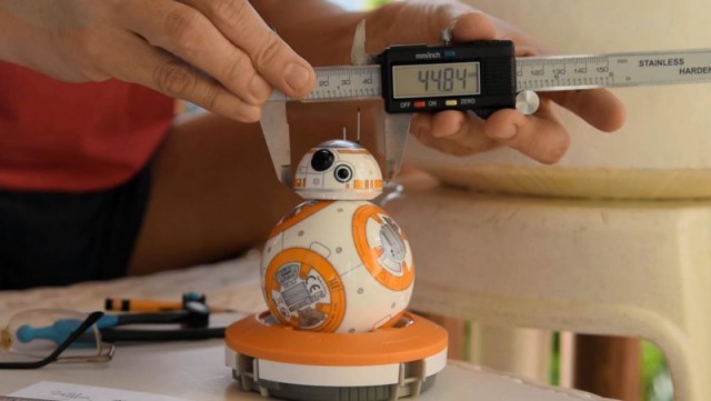 Филиппинский подросток собрал копию робота BB-8 из «Звездных войн»