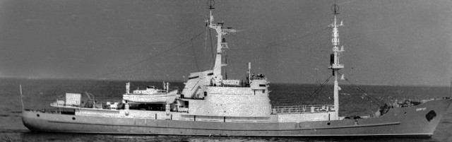 Корабль Черноморского флота столкнулся в Черном море с судном "Ашот-7" и затонул