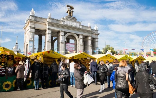 Мечта советских девчонок: китайские платья "Дружба"