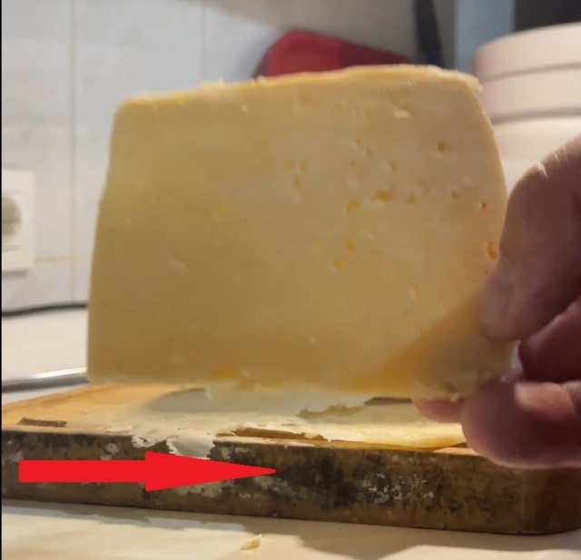 Сыр Маасдам