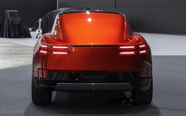 Toyota создала конкурента купе Роллс-Ройс — Century Coupe