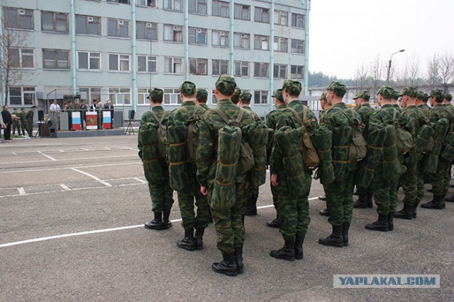Срочник расстрелял 6 военных в Костромской области