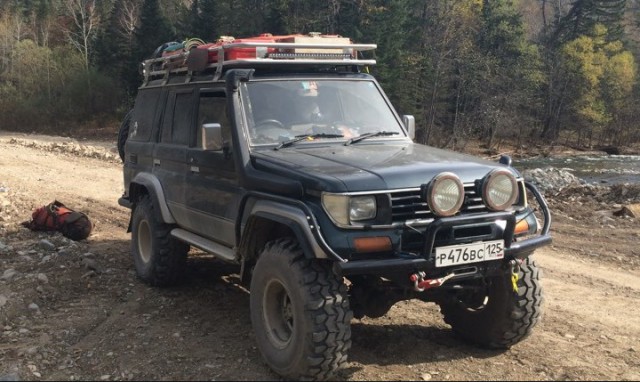 УАЗ Патриот 2015. Живущий в сервисе...