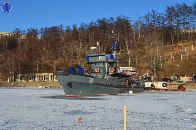 Когда-то здесь базировались крейсера Советско-Гаванской ВМБ, а теперь пилят подлодки