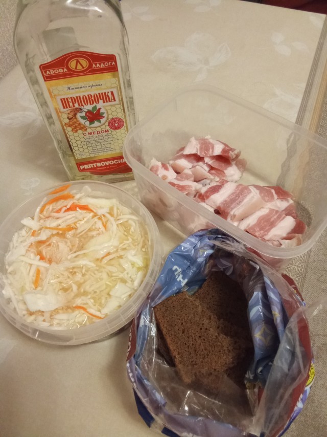 Заморачиваюсь с простыми ужинами. Живу за городом, шашлык уже заебал