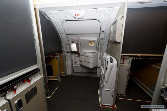 Airbus A380 снаружи и внутри