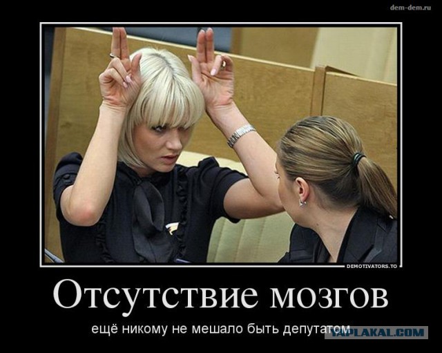 Парня толкнули под поезд в Петербурге 18+