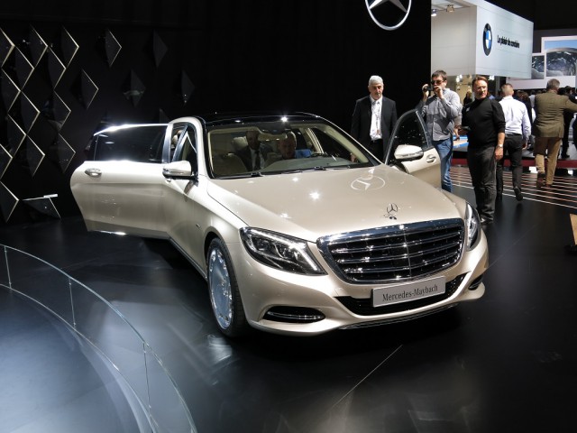 Гибридный хот-род на базе Mercedes и ГАЗ-20 «Победа»