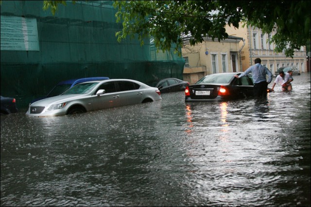 Москва. Потоп.