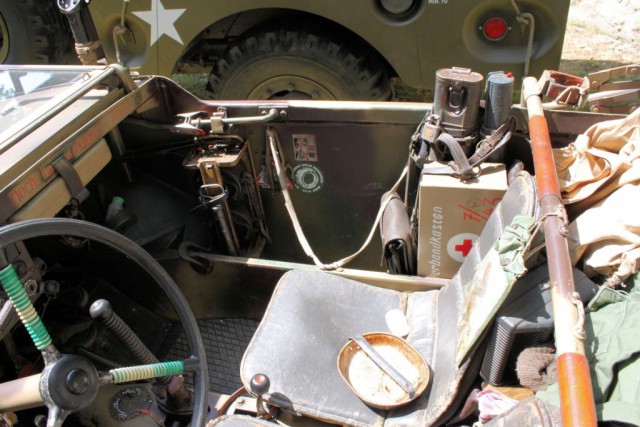 Жук-плавунец: тест-драйв Volkswagen Type 166 Schwimmwagen