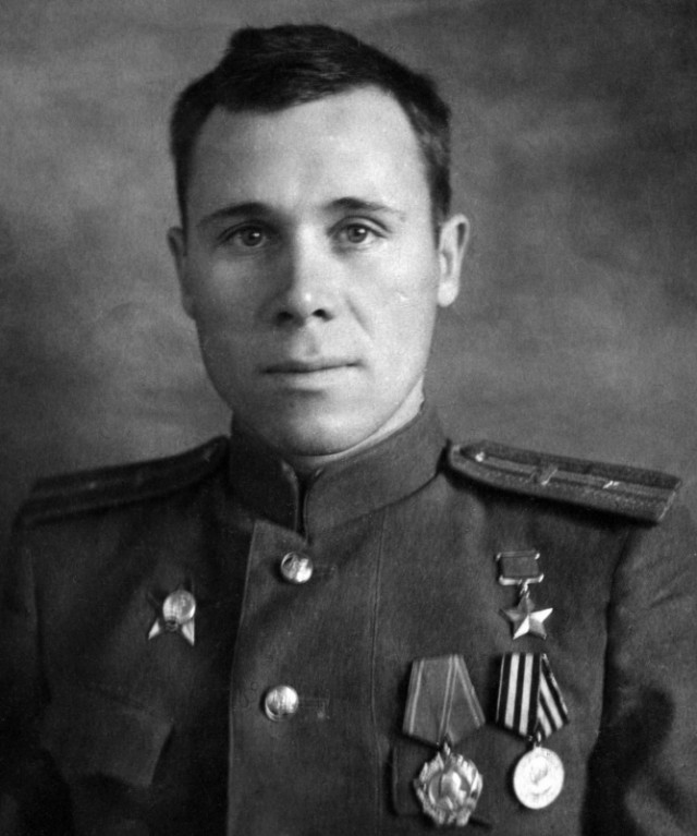 80 лет "Золотой Звезде" героя.