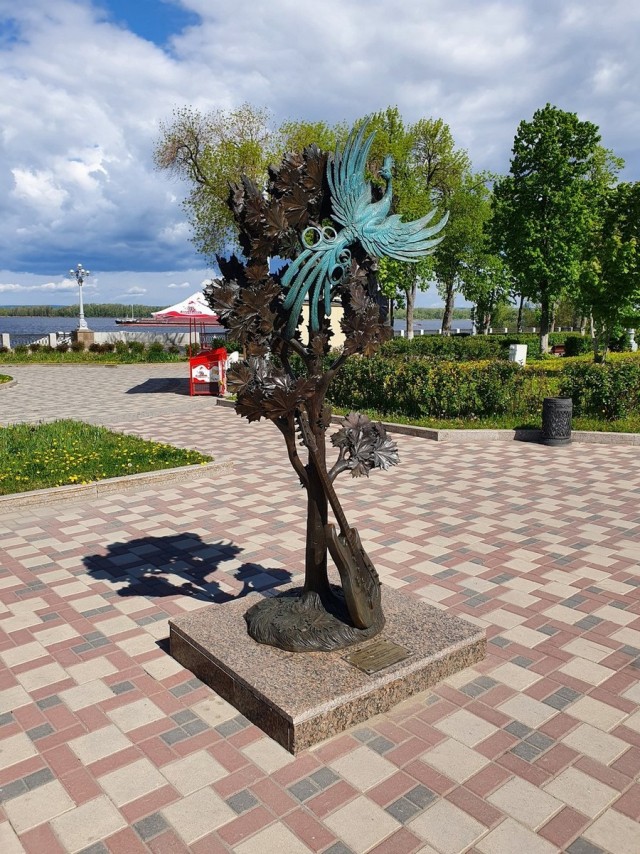 Но все-таки она наша... наша Куйбышев
