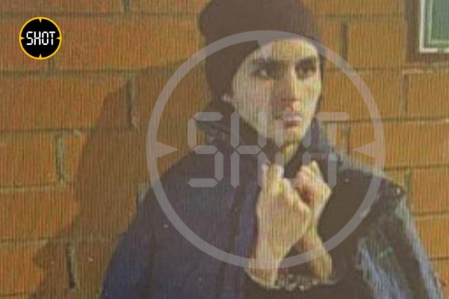 Знакомьтесь, это Кирилл Бутылин. И его набутылили)