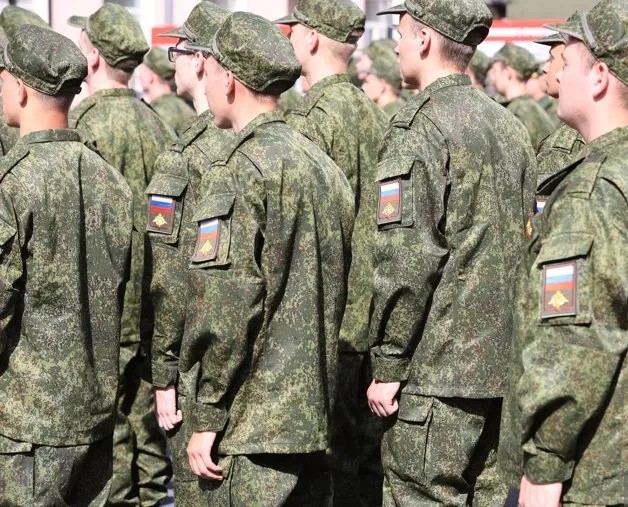 Военкор Котенок: срочников нужно готовить к войне с Западом