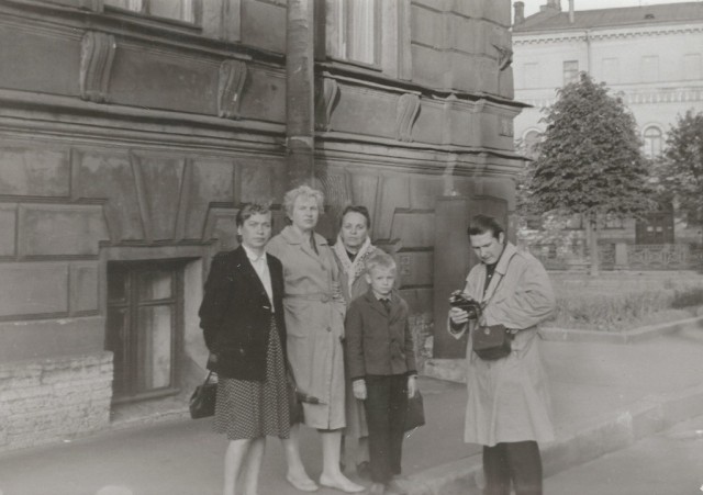 Советские люди в 1950 - 60-х годах. Часть вторая.