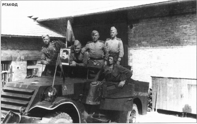 1942 White M3A1 Scout Car. Автопятница №140