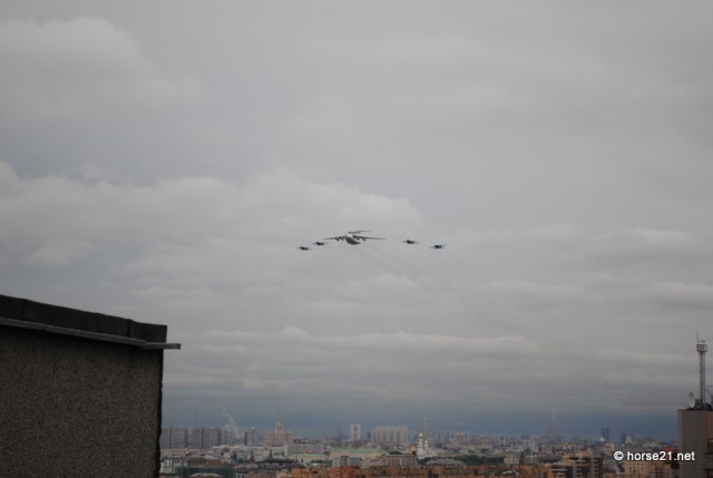 Самолеты над Москвой