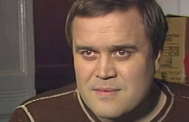 Променял славу на дом в глуши и дрова: Почему Александр Ильин бросил театр и как живет теперь