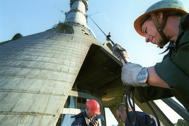 25 лет пожару на Останкинской телебашне. Что привело к самой масштабной техногенной катастрофе Москвы?
