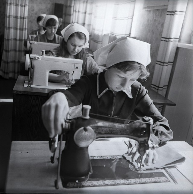 Фотохроника "загнивающего совка". Часть 12