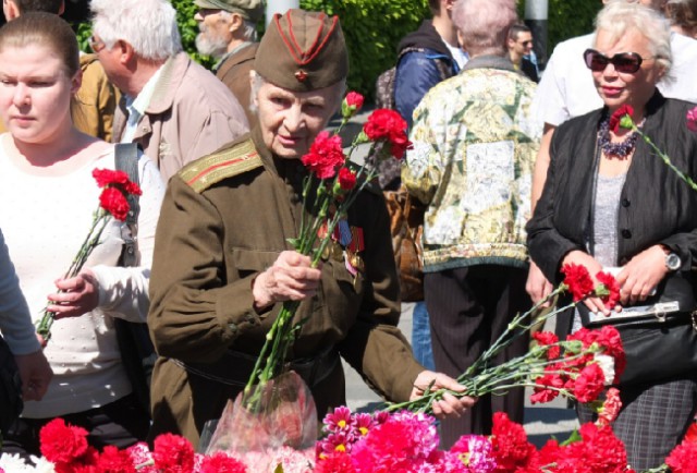 Как в Киеве отметили День Победы: фоторепортаж
