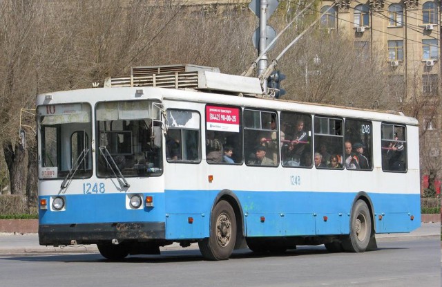 Игра на ЯПе: Угадай АВТО-8