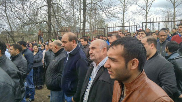 Цыгане: политика властей может привести к новой волне беспорядков