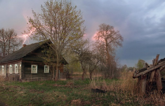 Весной в деревне