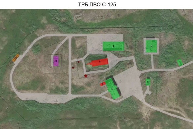 Заброшенная на Арктическом острове советская ракетная база С-125