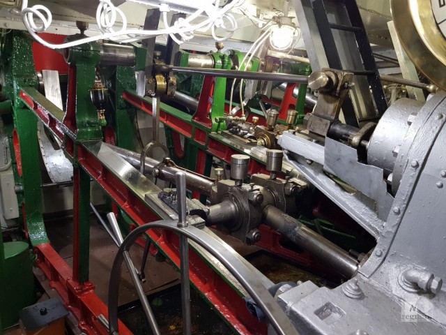 «Н. В. Гоголь» - самое старое пассажирское судно России, всё ещё находящееся в регулярной эксплуатации