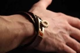 Даешь субботних картинок. Мужские руки