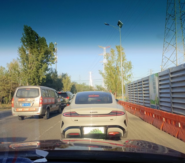 Новейшая Toyota Camry за копейки: в Китае авто продают со скидкой в 10 тыс.$. Итоговая цена - 14,6 тыс. $ (1,2 млн. рублей)