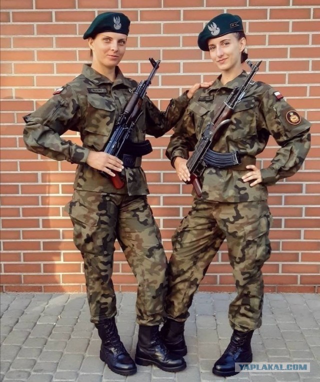 Барышни из войска польского