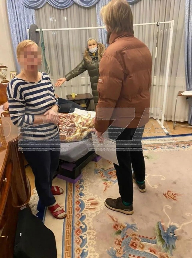 Семья из Москвы
обвинила сиделку в убийстве их родственника ради наследства