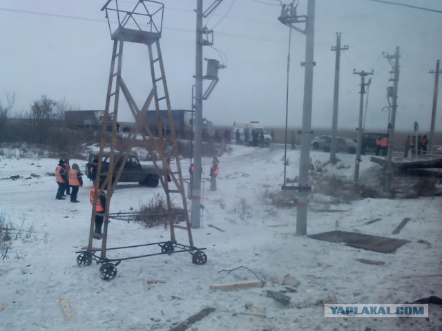 Авария на ж/д переезде (Северный Казахстан)