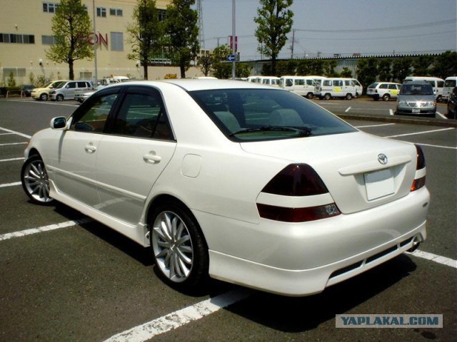 За стеной: необычная находка Toyota Mark II 1984