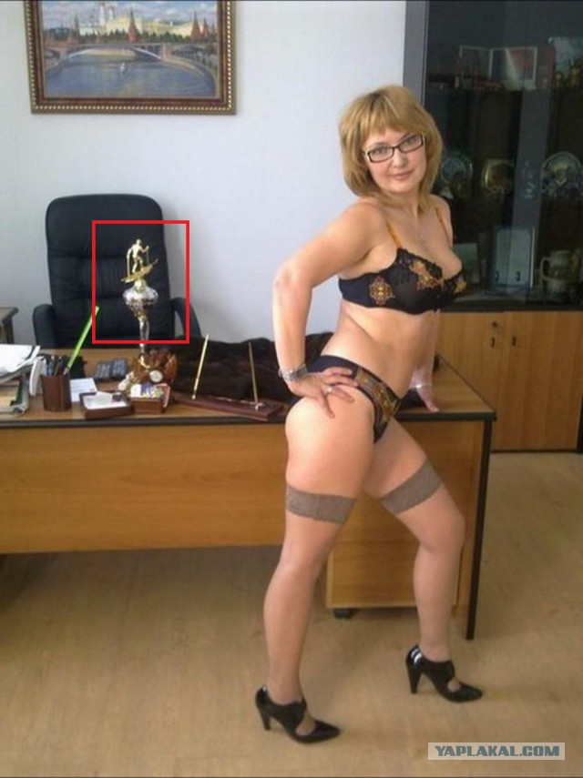 Давай я тебя ещё вот в этой позе сфоткаю