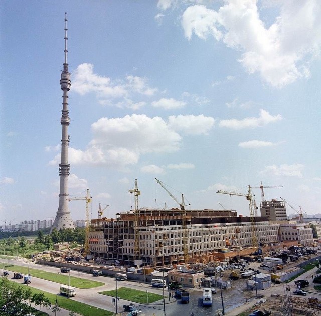 Москва и москвичи. Двадцатый век. 21.04.25