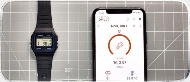 Ollee Watch выпустила модуль для старых часов Casio, который позволяет быстро превратить их в фитнес-браслет