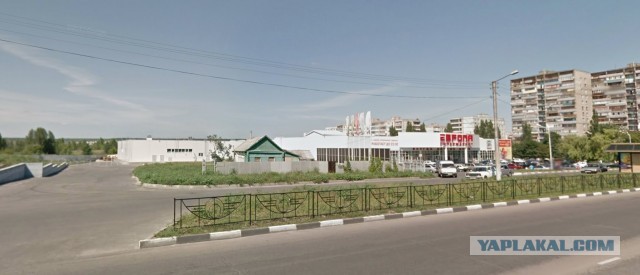 Власти не могут выкупить последнюю квартиру в доме под снос