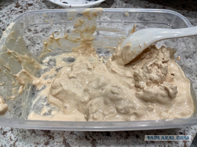 Рулет меренговый