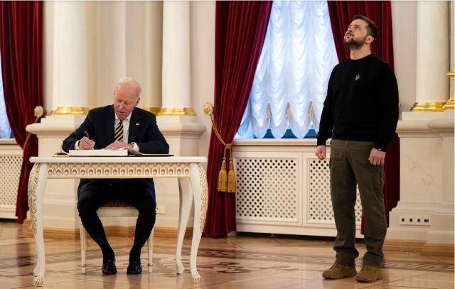ЮАР ждет приезда на саммит всех лидеров БРИКС, включая Путина