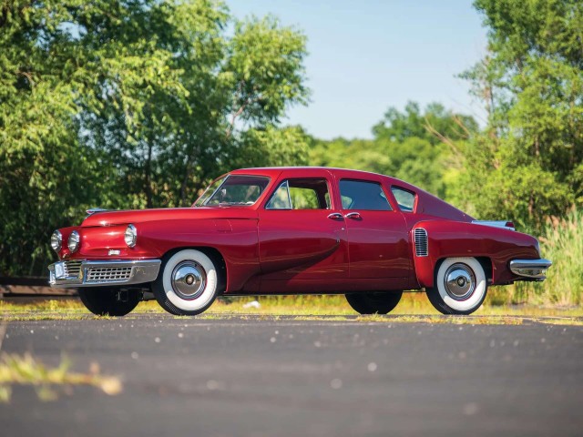 Автомобили аукциона Mecum. Top-16 2024 года.